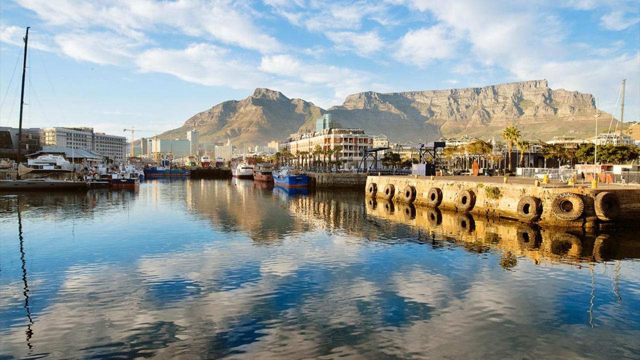 Victoria & Alfred Hotel By Newmark Cape Town Exterior photo